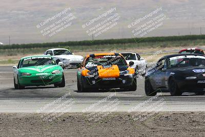 media/Jun-01-2024-CalClub SCCA (Sat) [[0aa0dc4a91]]/Group 3/Qualifying/